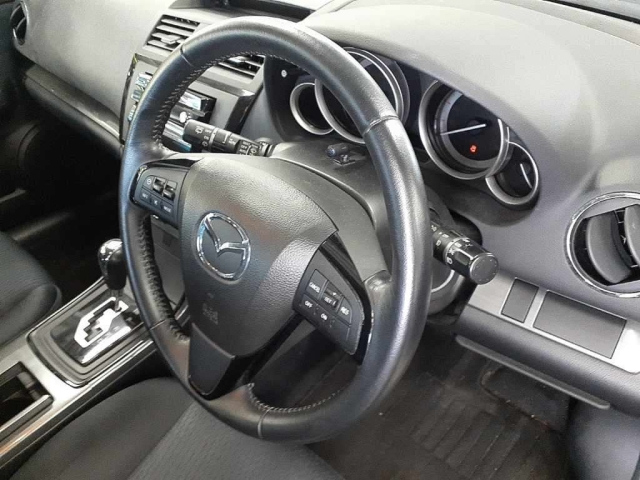 MAZDA ATENZA WAGON 2010