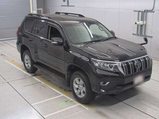 TOYOTA LAND CRUISER PRADO 2021