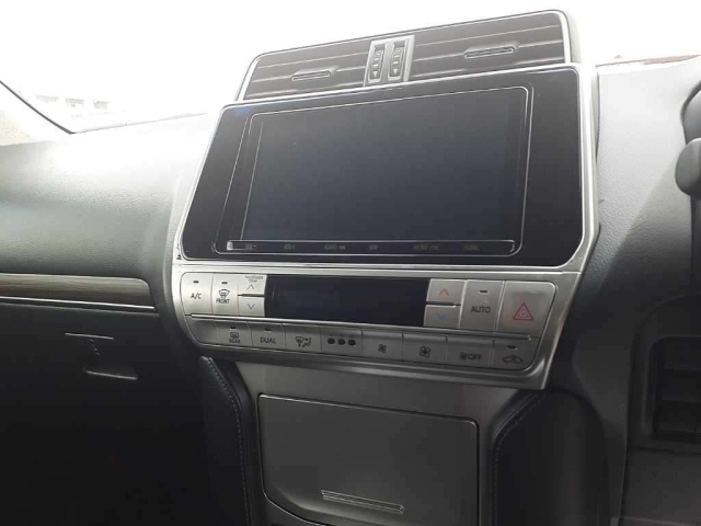TOYOTA LAND CRUISER PRADO 2021