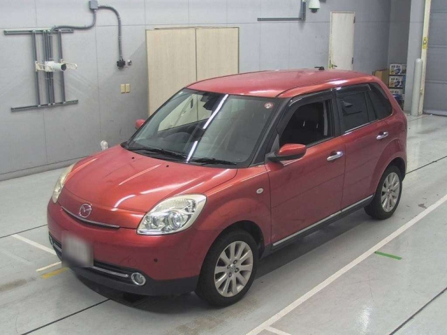 MAZDA VERISA 2010