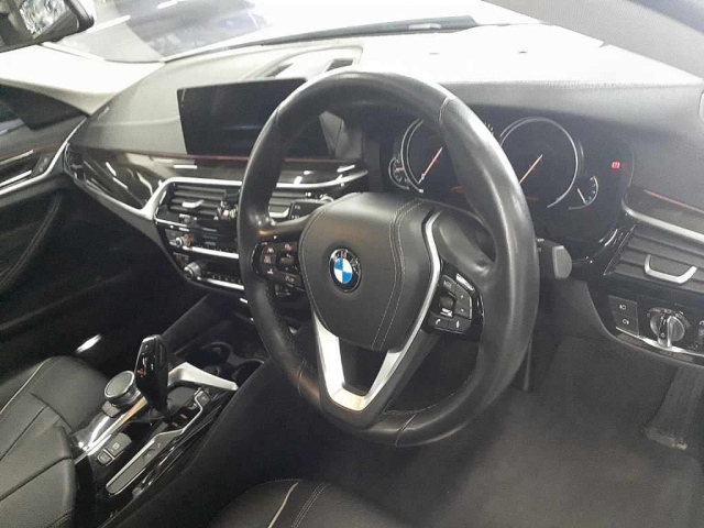 BMW 5 SERIES 2017