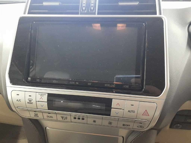 TOYOTA LAND CRUISER PRADO 2021