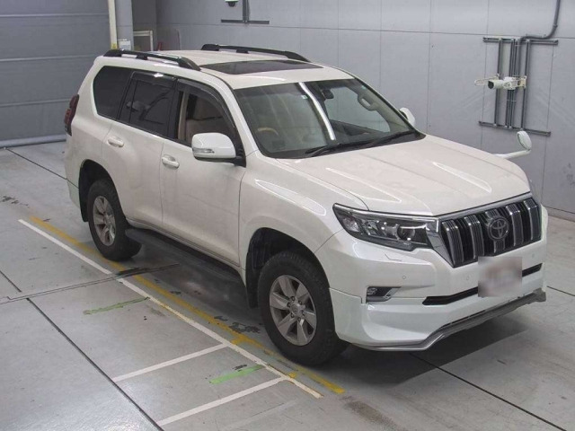 TOYOTA LAND CRUISER PRADO 2022