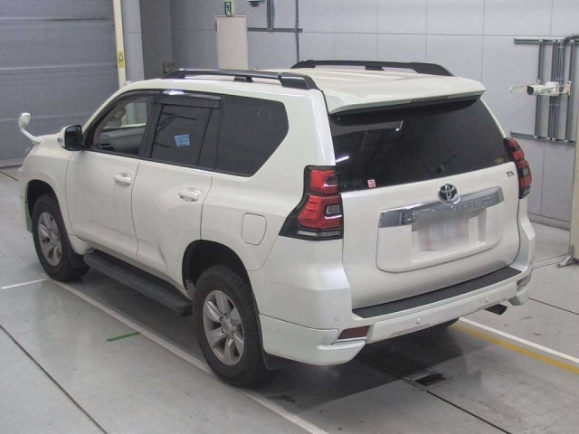 TOYOTA LAND CRUISER PRADO 2022