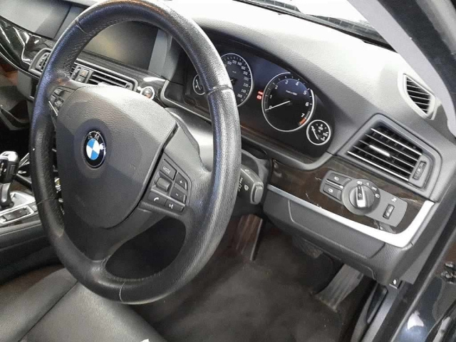 BMW 5 SERIES 2012
