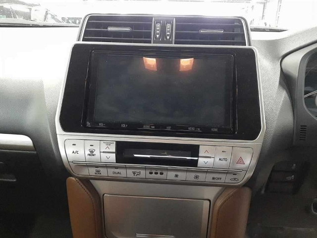 TOYOTA LAND CRUISER PRADO 2021