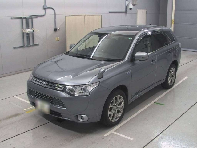 MITSUBISHI OUTLANDER PHEV 2013