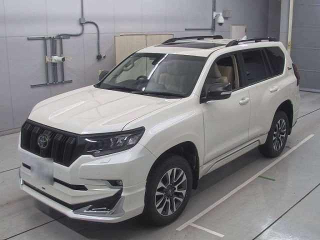 TOYOTA LAND CRUISER PRADO 2023