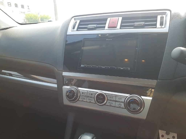 SUBARU LEGACY B4 2015
