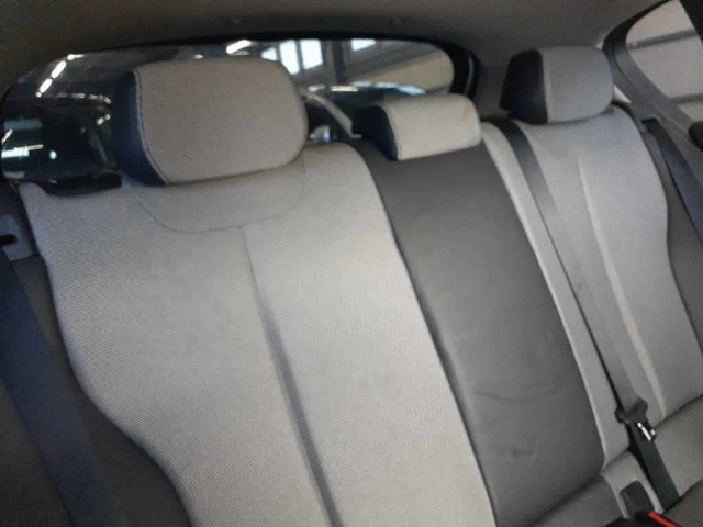 BMW 1 SERIES 2012
