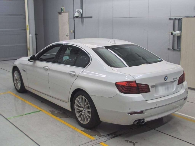 BMW 5 SERIES 2015