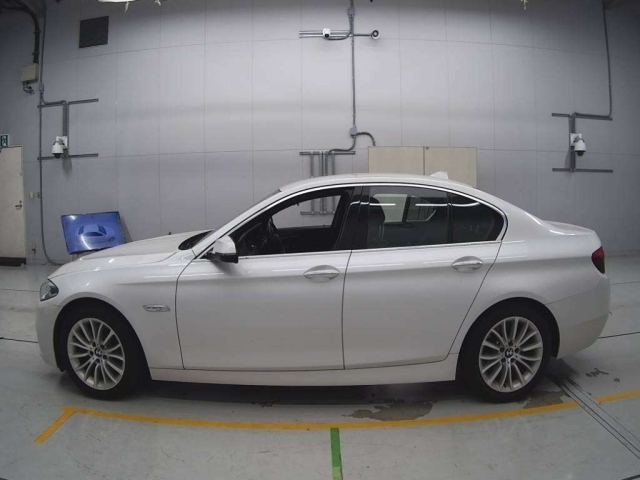 BMW 5 SERIES 2015