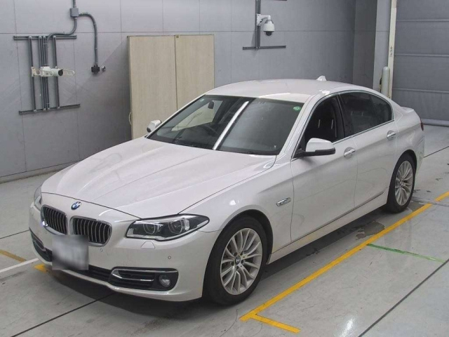 BMW 5 SERIES 2015