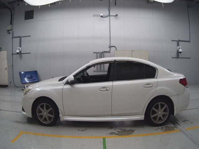 SUBARU LEGACY B4 2012