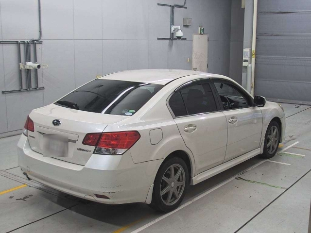 SUBARU LEGACY B4 2012
