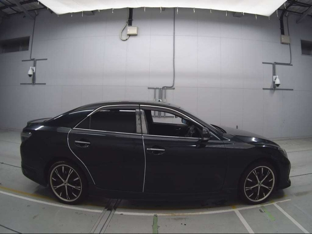TOYOTA MARK X 2016