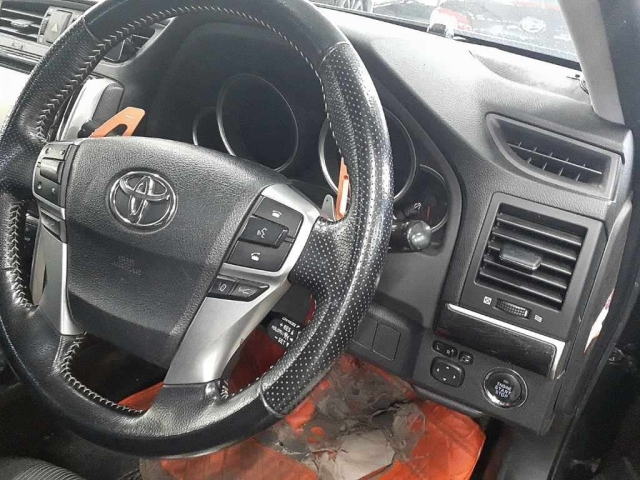 TOYOTA MARK X 2016