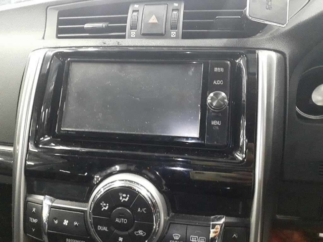 TOYOTA MARK X 2016
