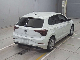 Заказать VOLKSWAGEN POLO
