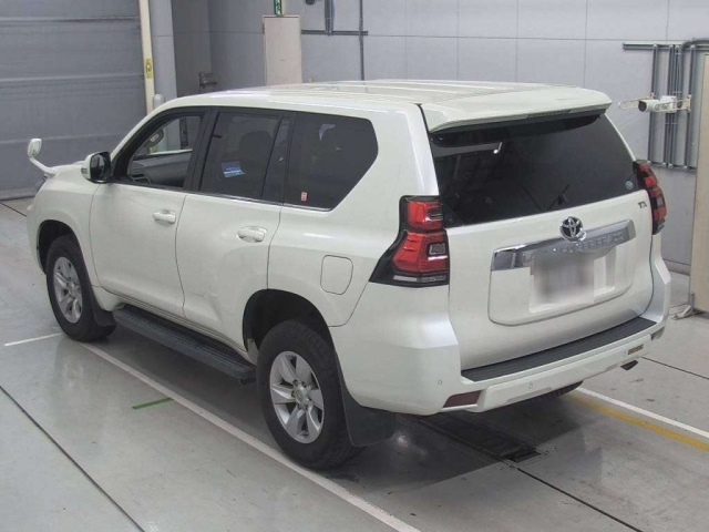 TOYOTA LAND CRUISER PRADO 2018