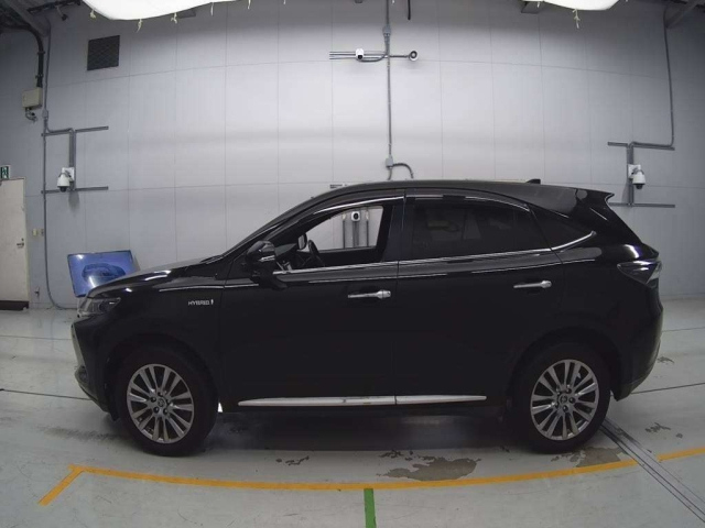 TOYOTA HARRIER 2014