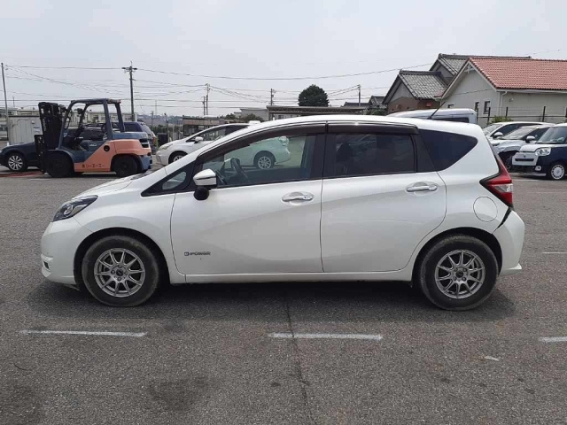 NISSAN NOTE 2019
