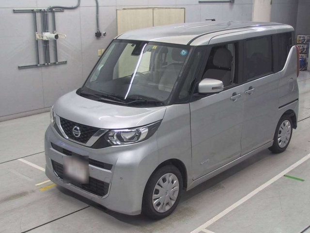 NISSAN ROOX 2023