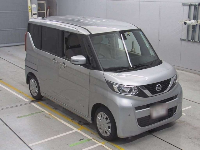 NISSAN ROOX 2023