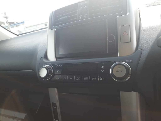 TOYOTA LAND CRUISER PRADO 2012