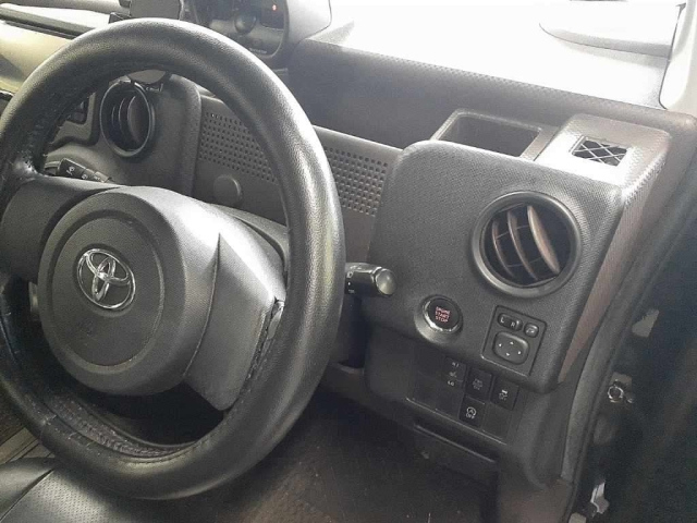 TOYOTA SPADE 2015
