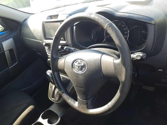 TOYOTA RUSH 2015