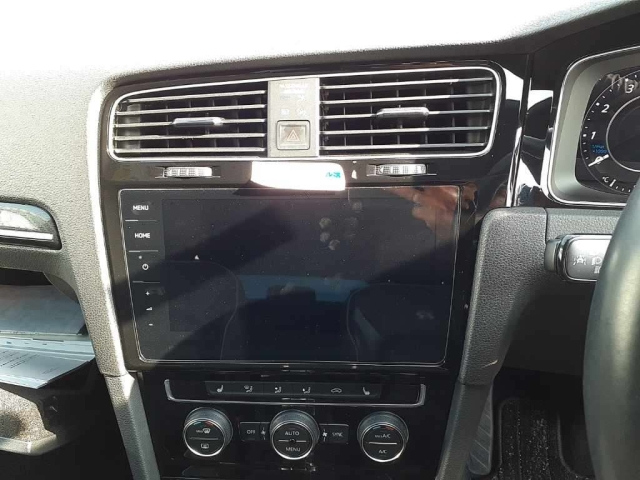 VOLKSWAGEN GOLF VARIANT 2018