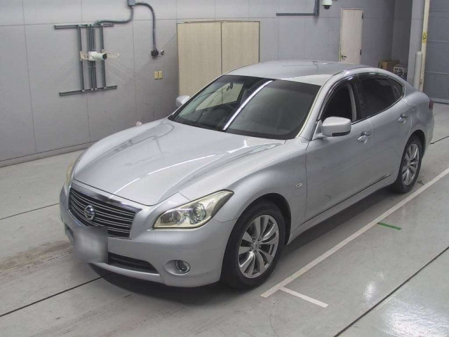 NISSAN FUGA 2012