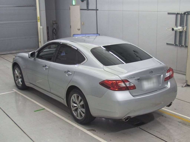 NISSAN FUGA 2012