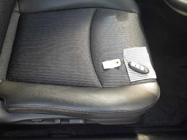 NISSAN FUGA 2012