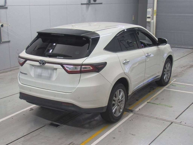 TOYOTA HARRIER 2019