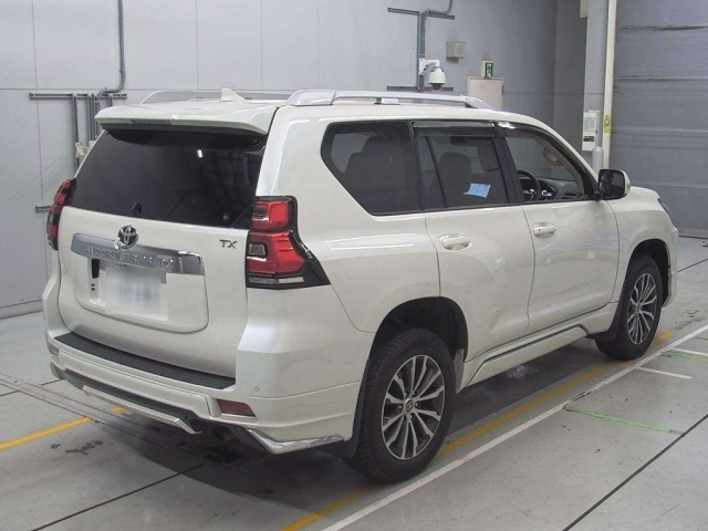 TOYOTA LAND CRUISER PRADO 2021