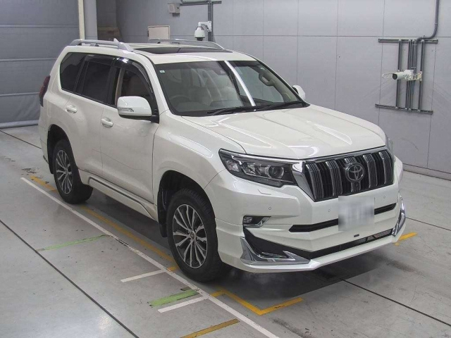 TOYOTA LAND CRUISER PRADO 2021