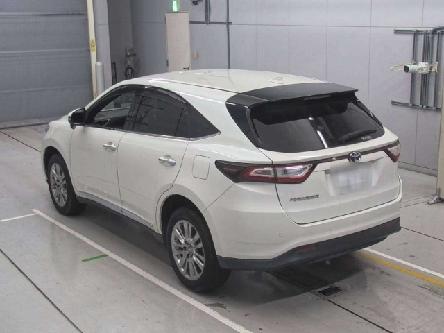 TOYOTA HARRIER 2019