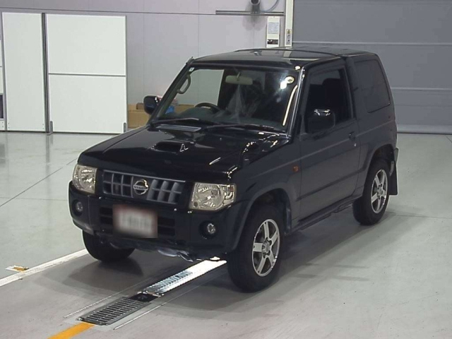 NISSAN KIX 2008