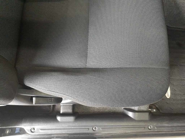 NISSAN KIX 2008