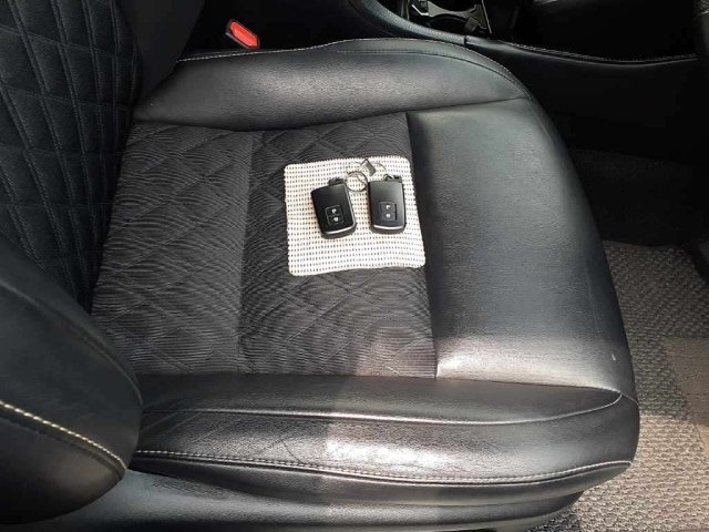 TOYOTA HARRIER 2019