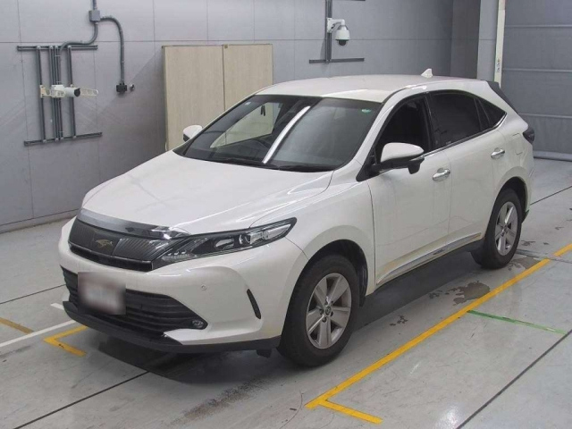 TOYOTA HARRIER 2019