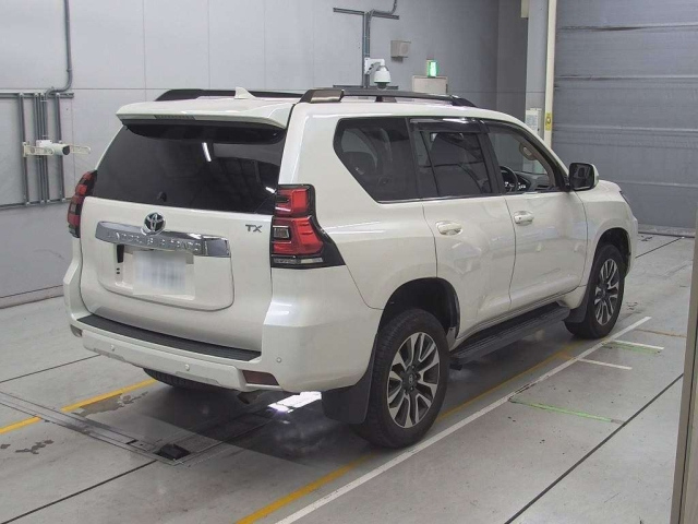 TOYOTA LAND CRUISER PRADO 2021