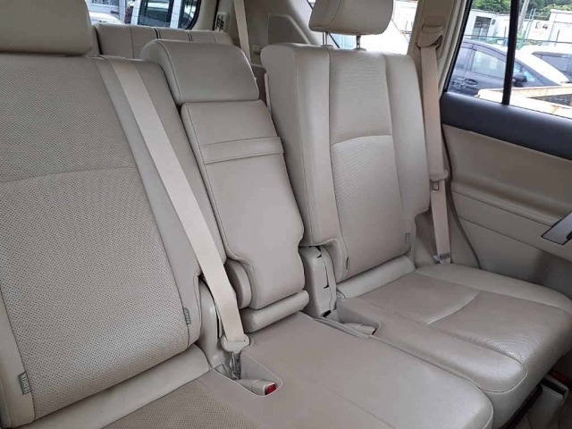 TOYOTA LAND CRUISER PRADO 2021