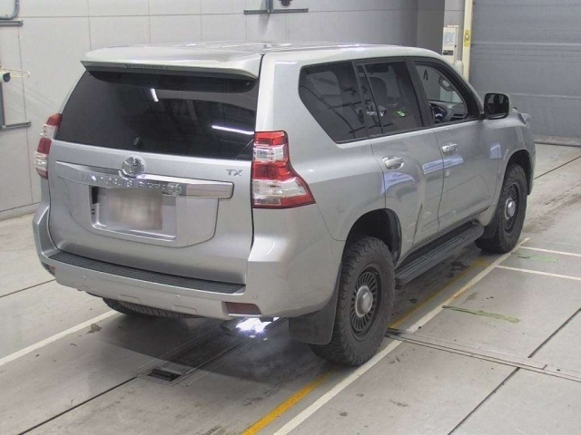 TOYOTA LAND CRUISER PRADO 2016