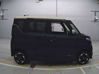 NISSAN ROOX 2021