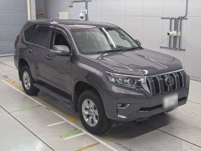 TOYOTA LAND CRUISER PRADO 2021