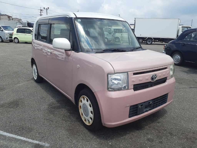 TOYOTA PIXIS SPACE 2013
