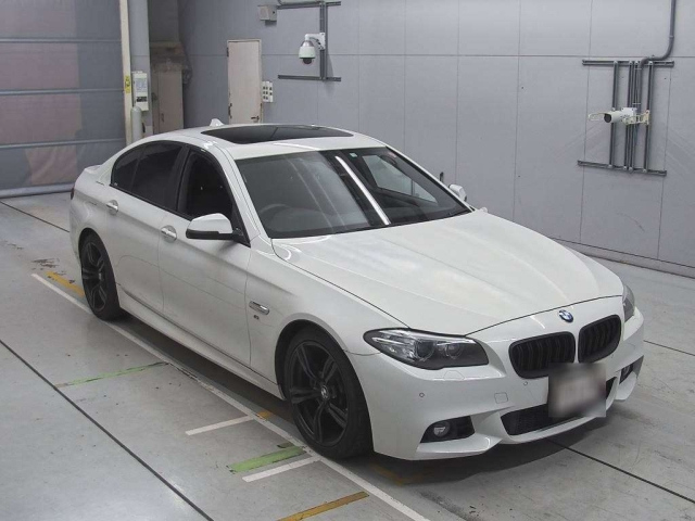BMW 5 SERIES 2014